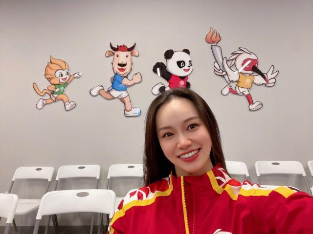 黄雪辰：碧波池里的“巾帼英雄”