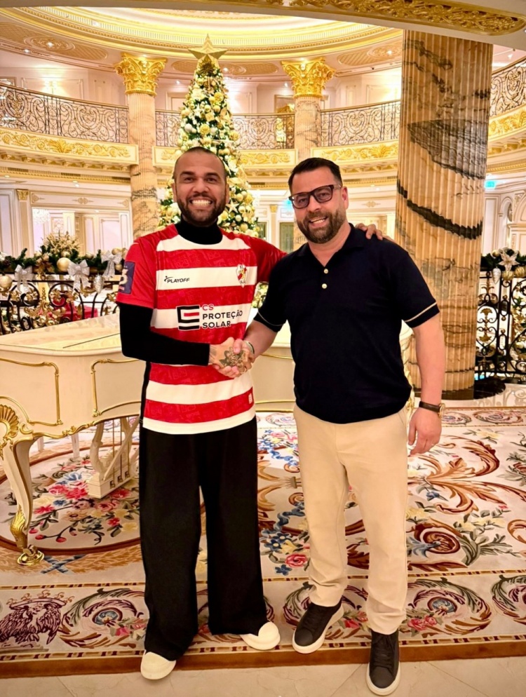 开云-葡媒：42岁阿尔维斯准备复出，效力自己控股的葡萄牙第三级别球队