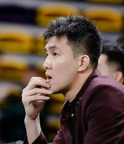 开云-仅打3场，广州为何不交易郭艾伦？谁注意他赛后举动，杨鸣选错了|男篮|广州男篮|徐昕|同曦男篮|篮板_新浪体育_新浪新闻