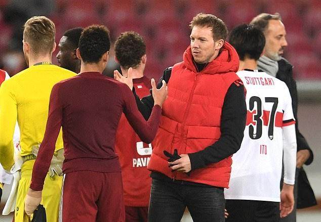 1639531154573029487.jpg 51789437-0-image-a-16_1639510125561.jpg