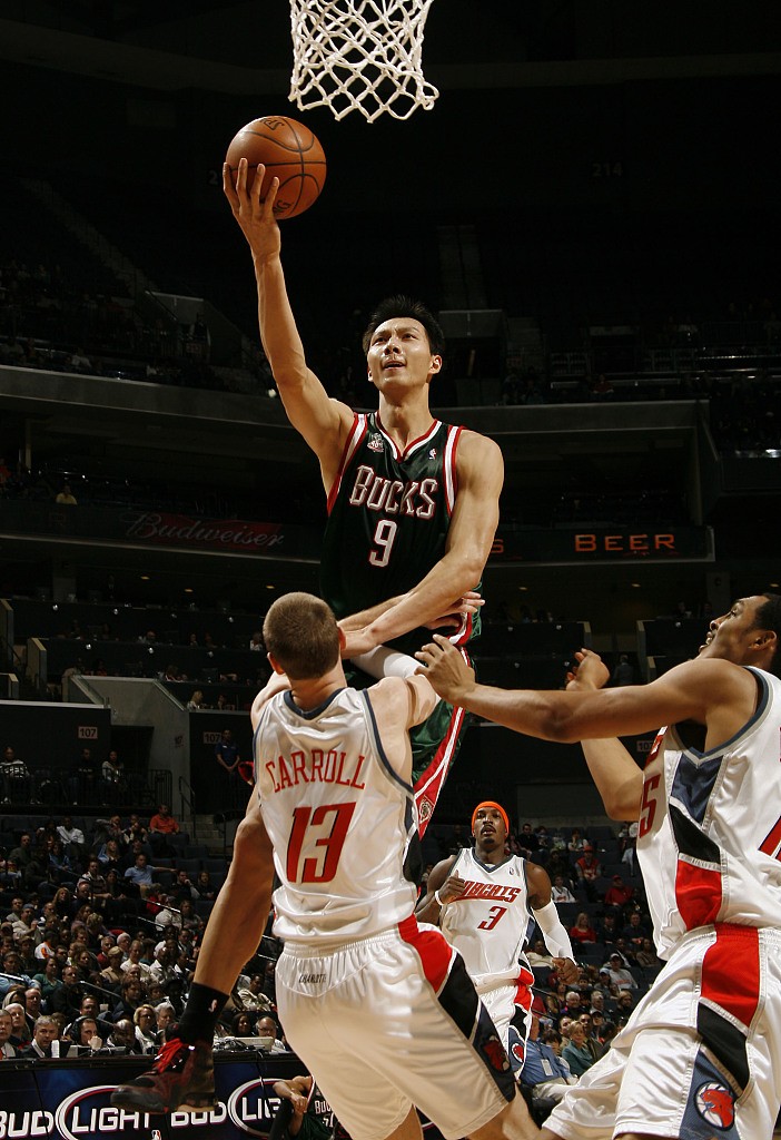 开云-朱利安·里斯首秀即犯满 近20赛季第5个菜鸟 “比肩”易建联&amp;埃迪